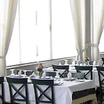 Ilis Hotel 3*